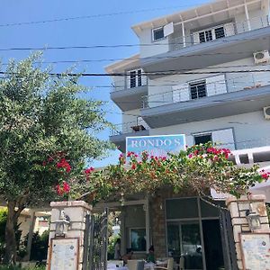Rondos Hotel
